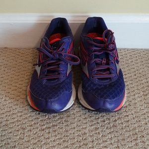 Minzuno Wave Inspire 12